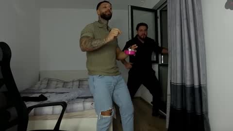 masculineguy69 online show from 12-13-25, 07:53