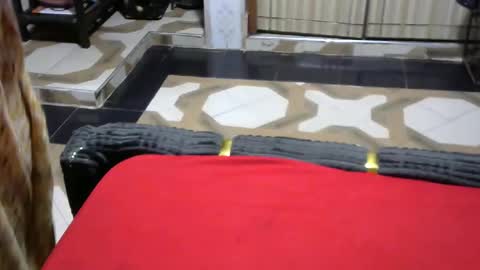 Cate online show from 09-29-25, 05:45