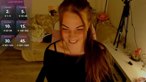 Snapshot of masha179807 chatting on 06-05-26, 06:46 Masha online show from 06-05-26, 06:46