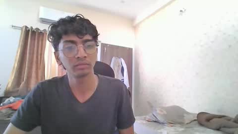 Mask Boy online show from 12-23-25, 05:16