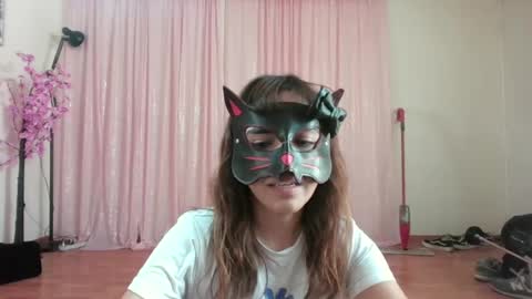 Snapshot of massage_kitty chatting on 05-24-26, 10:26 Massage Kitty online show from 05-24-26, 10:26