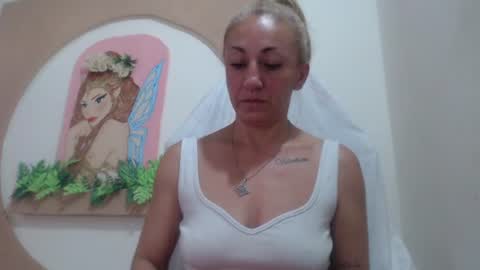 massiel ferreti online show from 07-08-26, 10:53
