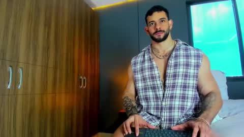 massimo online show from 03-19-26, 03:16