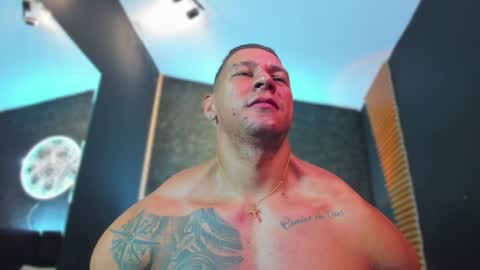 Snapshot of massimowalton2 chatting on 01-21-25, 01:22 massimowalton2 online show from 01-21-25, 01:22