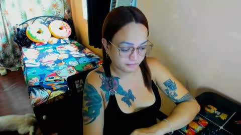Snapshot of massivecockcum chatting on 06-27-26, 09:03 kimmy online show from 06-27-26, 09:03