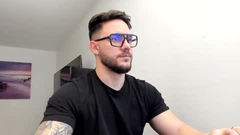 Alex online show from 12-17-25, 06:19