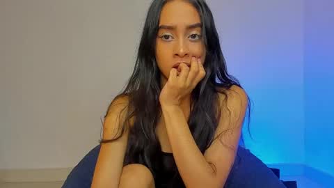 Kamila online show from 04-19-26, 11:07