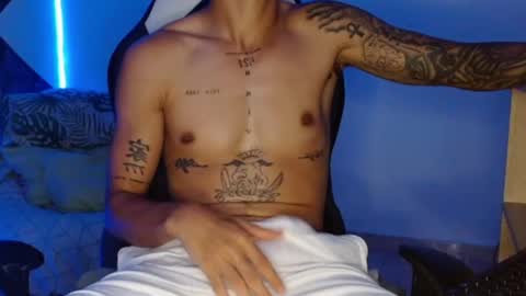 Snapshot of master_black777 chatting on 10-29-25, 01:57 master_black777 online show from 10-29-25, 01:57