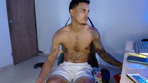 master_black777 online show from 05-10-26, 02:33