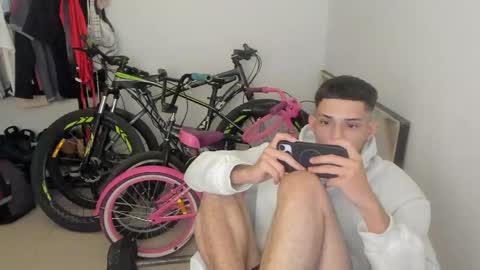 master_boy28 online show from 04-18-26, 07:58