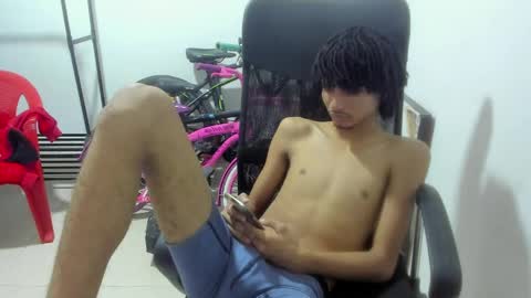 Snapshot of master_boy28 chatting on 05-11-26, 09:45 master_boy28 online show from 05-11-26, 09:45