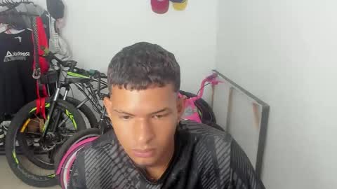 master_cream1 online show from 04-21-26, 05:58