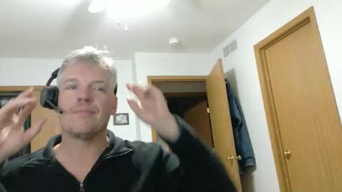 Master Thorn online show from 11-06-25, 02:56