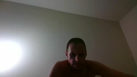 Snapshot of masterbates827 chatting on 06-24-26, 01:26 masterbates827 online show from 06-24-26, 01:26