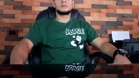 Snapshot of masterch6 chatting on 01-28-25, 12:43 masterch6 online show from 01-28-25, 12:43