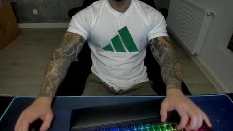 masterkingmuscle online show from 12-17-24, 08:10