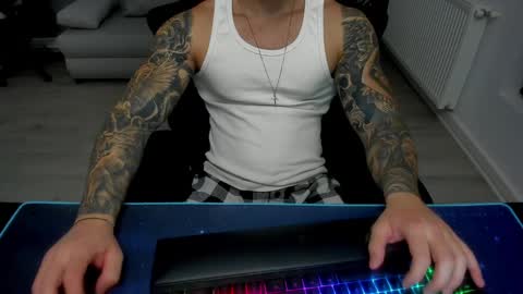 masterkingmuscle online show from 02-11-25, 08:10