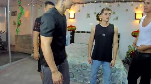 Team Cris Darwin- Fernando- Stiven- David online show from 12-17-25, 11:27