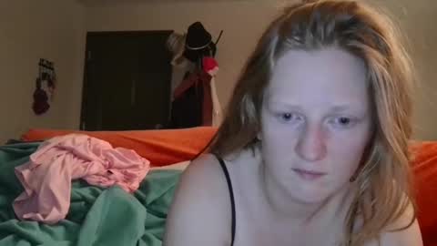 Snapshot of mastersquirter98 chatting on 09-24-25, 08:06 alex online show from 09-24-25, 08:06
