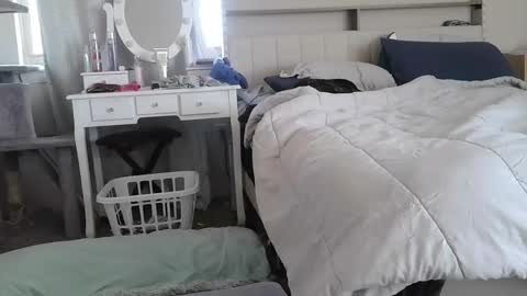 alex online show from 04-04-26, 08:39