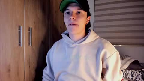 Snapshot of mastrangelo_x chatting on 06-17-26, 04:15 mastrangelo_x online show from 06-17-26, 04:15