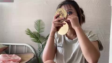 SuSu online show from 10-01-25, 02:39