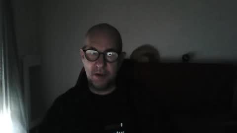 Snapshot of mat11efou chatting on 05-19-26, 06:31 mat11efou online show from 05-19-26, 06:31