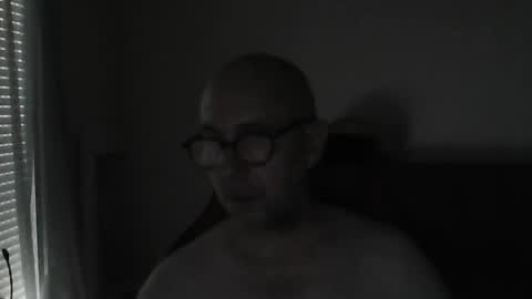 Snapshot of mat11efou chatting on 06-15-26, 12:29 mat11efou online show from 06-15-26, 12:29