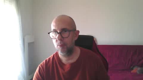 Snapshot of mat11efou chatting on 06-20-26, 11:46 mat11efou online show from 06-20-26, 11:46