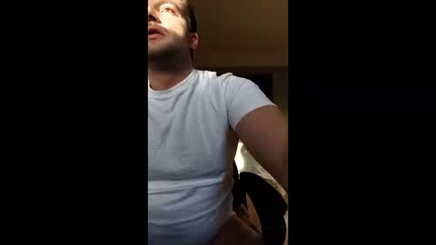 Snapshot of mateee7 chatting on 04-19-26, 04:45 Lucas online show from 04-19-26, 04:45