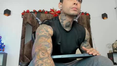 mateo_dilucajs1 online show from 12-23-25, 10:24