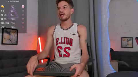 MATEO HUNTER online show from 11-09-25, 04:33