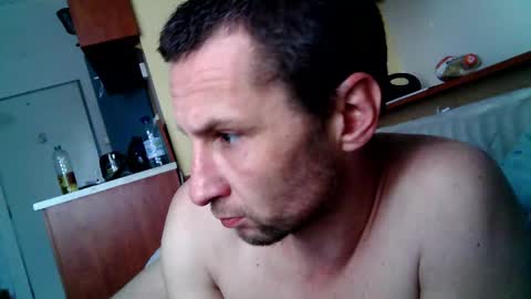 mates1982 online show from 04-15-26, 07:37