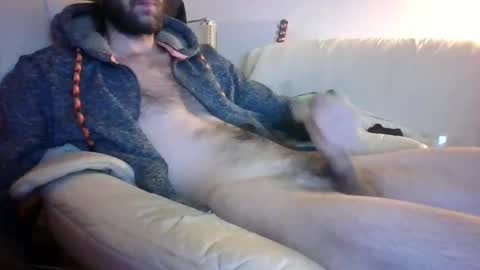 Snapshot of math0420 chatting on 01-11-25, 02:09 Mathias online show from 01-11-25, 02:09