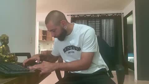 Snapshot of matheusbeard2 chatting on 07-21-26, 09:06 Matheus online show from 07-21-26, 09:06