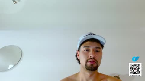 Snapshot of mathew444 chatting on 11-10-25, 09:25 STRURIBE ON INSTAGRAM online show from 11-10-25, 09:25