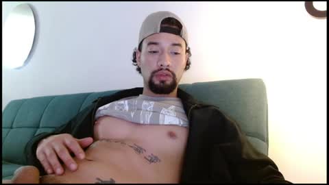 Snapshot of mathew444 chatting on 06-07-26, 12:42 STRURIBE ON INSTAGRAM online show from 06-07-26, 12:42