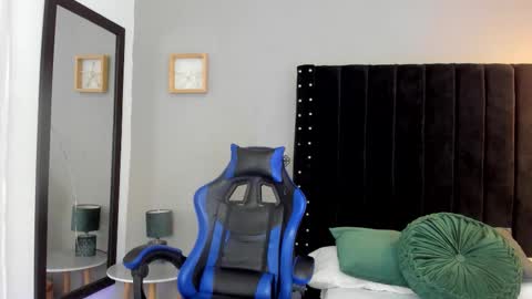 mathewboy2 online show from 01-18-26, 12:09