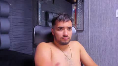 Snapshot of mathews_colton1 chatting on 01-13-25, 02:32 Mathews online show from 01-13-25, 02:32