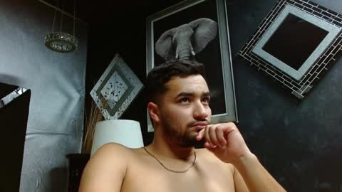 Snapshot of mathews_colton1 chatting on 01-23-25, 03:11 Mathews online show from 01-23-25, 03:11