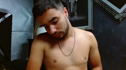 Snapshot of mathews_colton1 chatting on 01-24-25, 11:37 Mathews online show from 01-24-25, 11:37