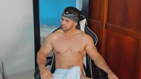 Snapshot of mathews_smith chatting on 09-20-25, 11:33 mathews_smith online show from 09-20-25, 11:33