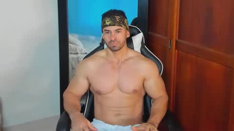 Snapshot of mathews_smith chatting on 09-22-25, 11:45 mathews_smith online show from 09-22-25, 11:45