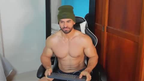 Snapshot of mathews_smith chatting on 10-06-25, 11:40 mathews_smith online show from 10-06-25, 11:40