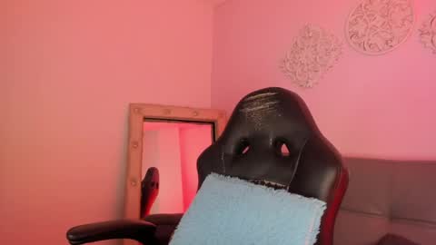 Snapshot of matheww_strong chatting on 06-06-26, 11:53 matheww_strong online show from 06-06-26, 11:53