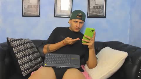 Snapshot of mathias_cocks chatting on 09-13-25, 06:02 mathias cocks online show from 09-13-25, 06:02