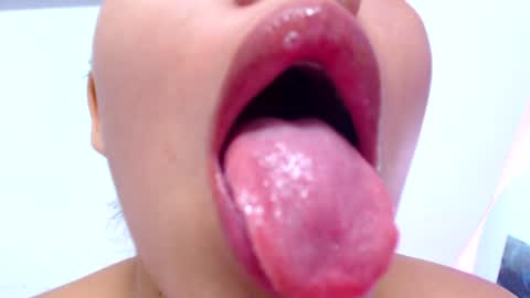 Mati04 online show from 07-18-26, 05:11