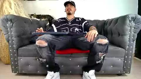  MATIAS COSTA  online show from 06-13-26, 10:18
