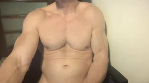 MatiasMatureMuscle online show from 07-12-26, 11:07
