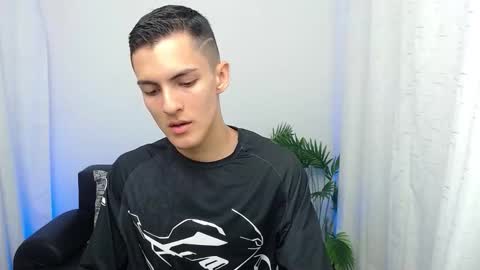 Matias online show from 11-08-25, 02:17